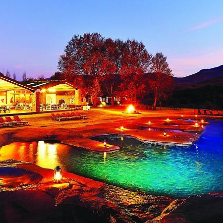 First Group Bushman'S Nek Hotel Garden Castle Exterior foto