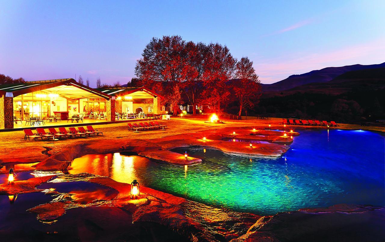 First Group Bushman'S Nek Hotel Garden Castle Exterior foto